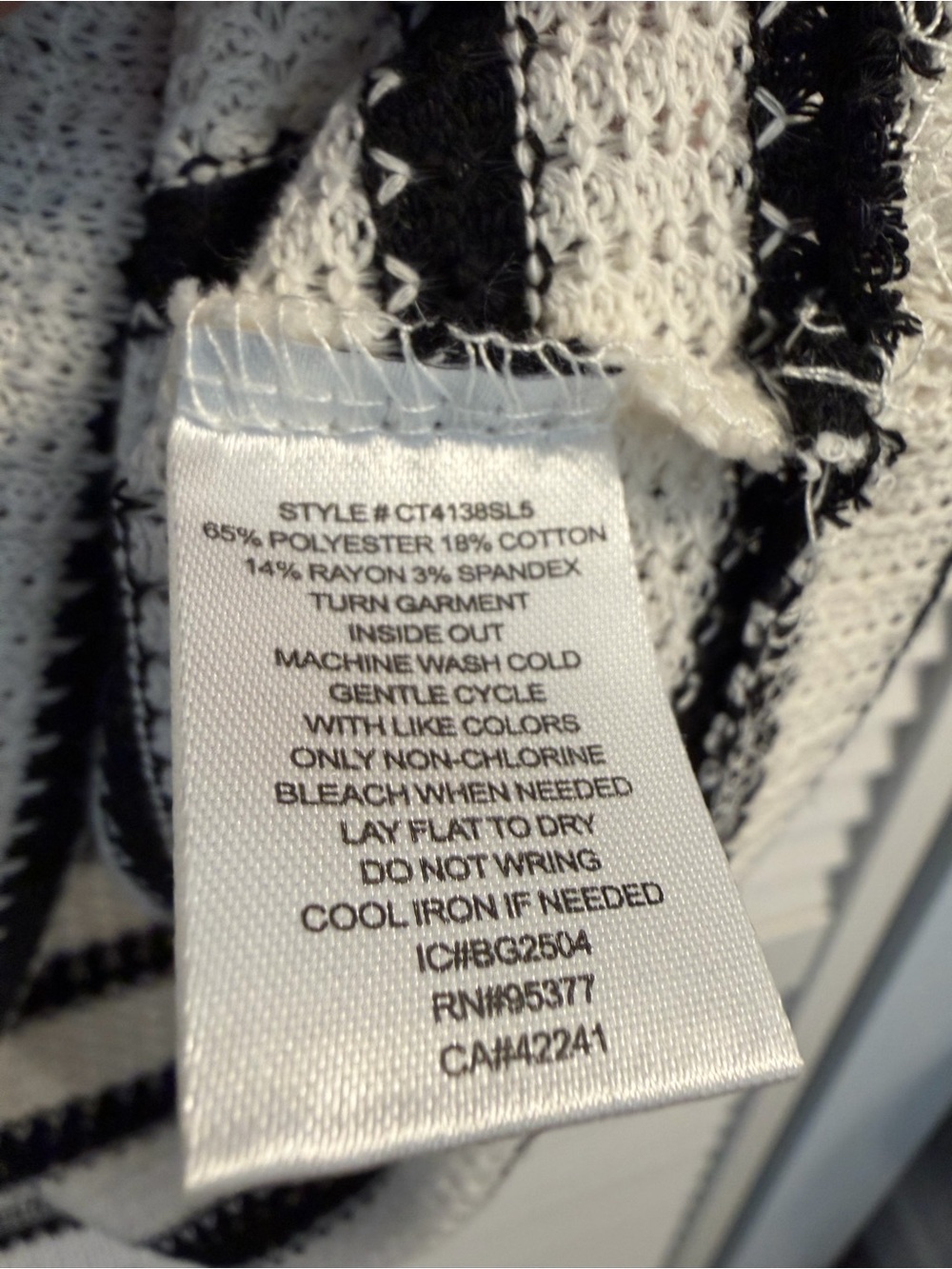 Sanctuary Macrame Textured Tee Black Stripe NWT - Picture 5 of 5
